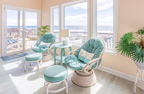 Village of Stump Sound House | Quaint beachfront cottage with Ping-Pong table, decks, community pool & views