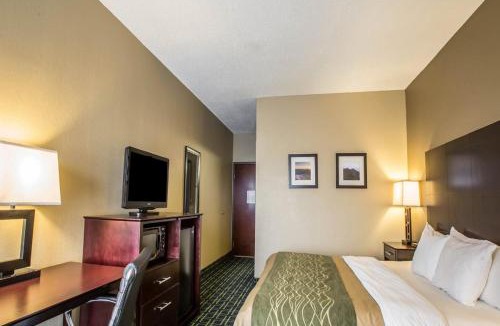 Franklin Hotel | Quality Inn Franklin