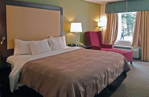 Morganton Hotel | Quality Inn Morganton
