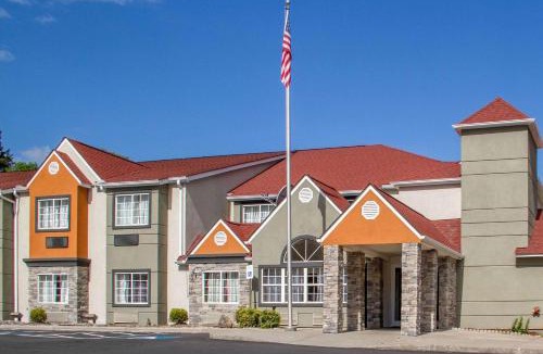 Maggie Valley Hotel | Quality Inn & Suites Maggie Valley - Cherokee Area