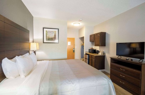 Hickory Hotel | Quality Suites Hickory South