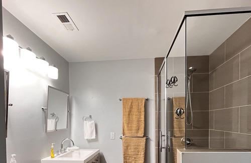Charlotte House | Queen City Gem! Charlotte's Premier Vacation Home