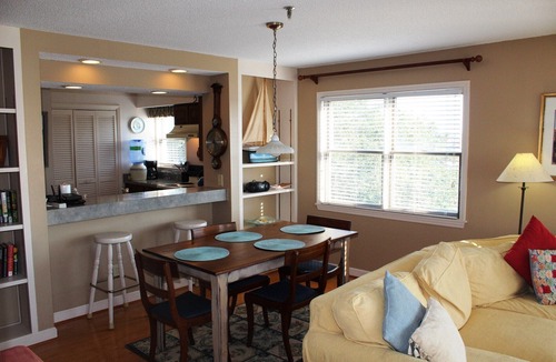 Historic Downtown Manteo Condo | Queen Elizabeth #15 - Historic Manteo