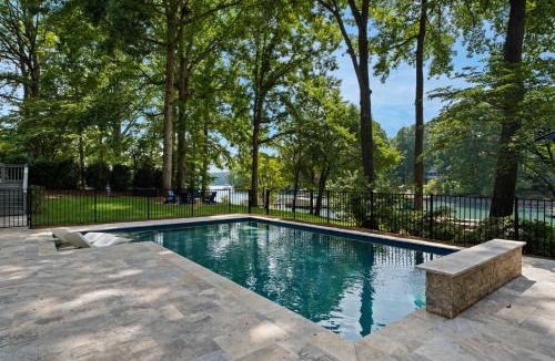 Mount Mourne House | Queens Cove