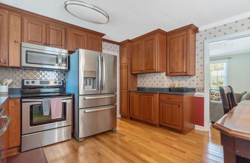 Garner House | Quiet 4BD Family House w/Large yard