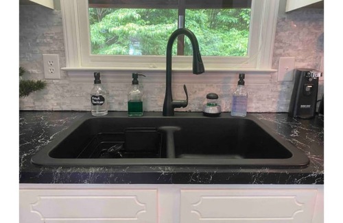 Winston - Salem House | Quiet, newly renovated. Near everything!