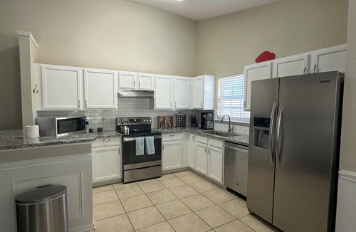 Paw Creek House | Quiet, Private Charlotte Getaway. Close to Everything!