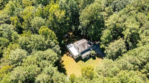 Bynum House | Quiet Retreat - Piano Firepit Peloton