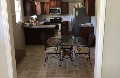 Winston - Salem House | Quiet Suburban House in Winston Salem