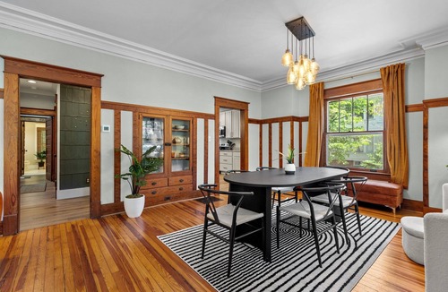 Southern Pines House | Quirky Cottage - Downtown Southern Pines