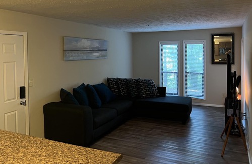 Hoover Apartment | Quite one bedroom, five minutes to entertainment and shopping