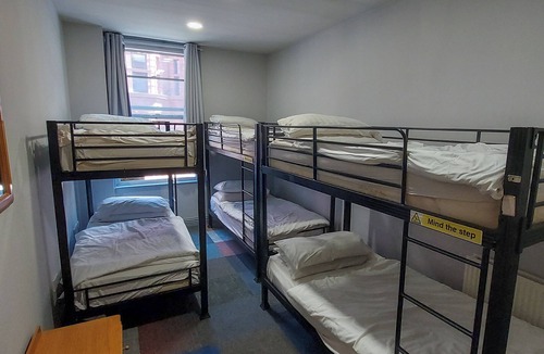 Leeds City Center Hostel | R S Hostels - leeds