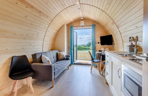 Nesscliffe House | Rabbits Rest - Uk46128