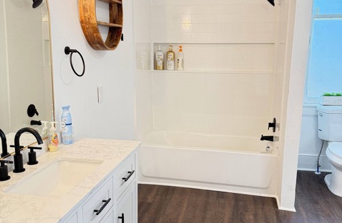 Wilson House | Railroad cozy stay