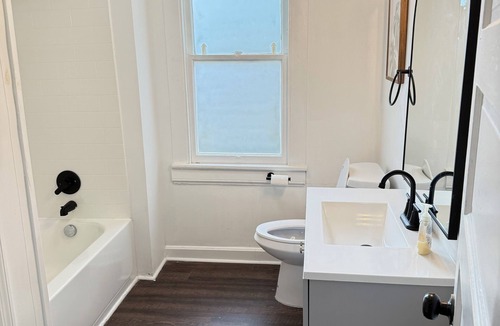 Wilson House | Railroad cozy stay
