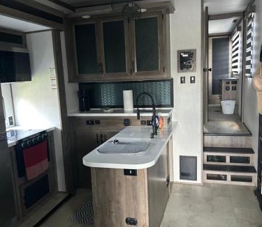 Four Oaks Hotel | Raleigh RV Living- Sleeps 8