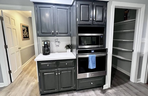Umstead House | Raleigh Vacation Home- Minutes Away from RDU, Hiking Trails, and Restaurants!