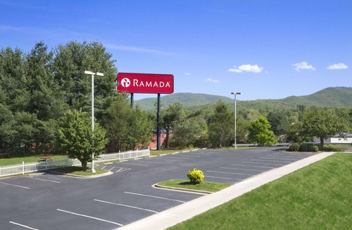 Asheville Hotel | Ramada by Wyndham Asheville Southeast