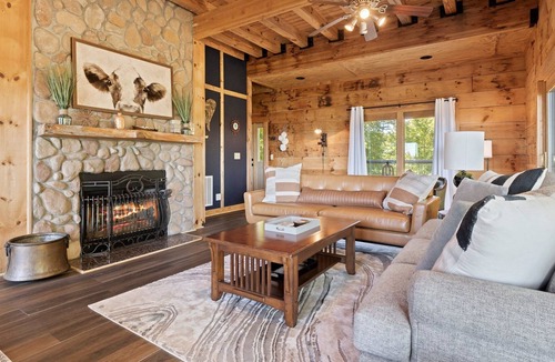 Bostic House | Rambling Rose Creekside Retreat near Asheville and Lake Lure