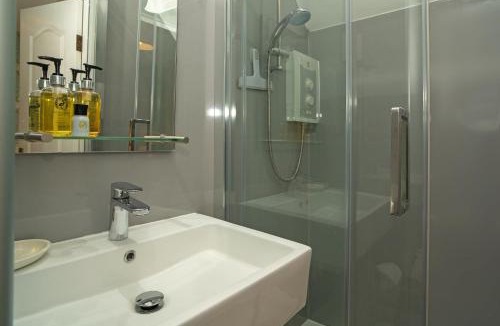 Dolton Hotel | Rams Head Inn