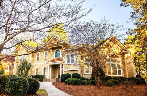 Pinehurst Villa | Ramsey Cottage on Pinehurst No 9 - Spectacular️ Golf Views - Sleeps 26