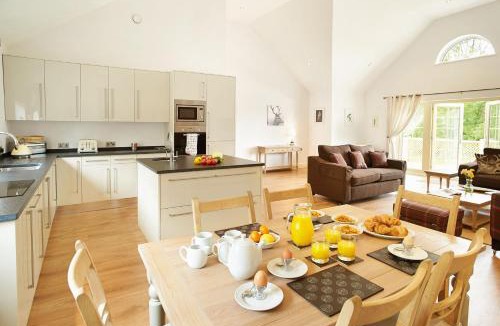 Pattiswick House | Ramson Lodge