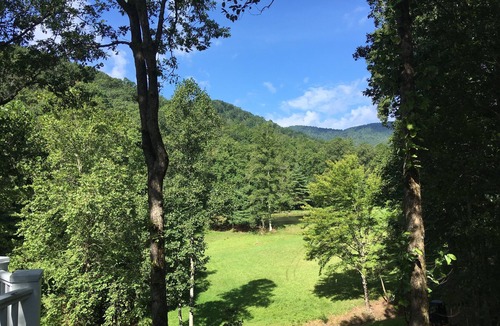 Zirconia Cabin | Raven Rock - 31 Acres, HOT TUB, Stream, fire Pit, Private, High Speed Internet