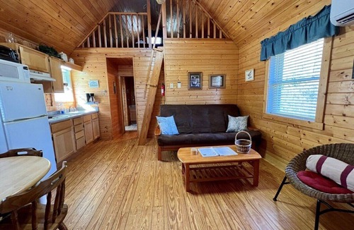 Laurel Springs Cabin | Ravine on Laurel Creek - Laurel Springs, NC