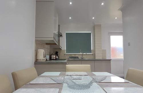 Rayleigh House | Rayleigh House