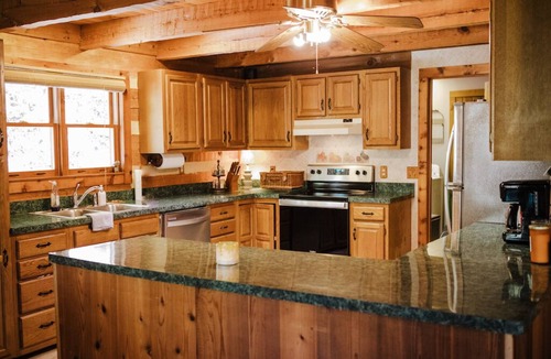 Andrews House | Real Log Cabin + 34 acres + Creek + Barn + Easy Access + Nantahala Forest!