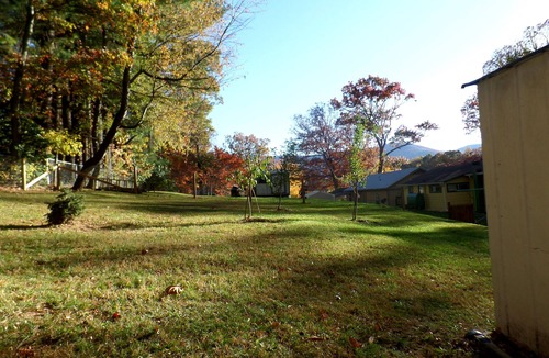 Black Mountain House | Recently renovated, new front porch and walk-able to the town of Black Mountain