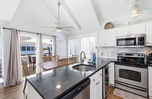 Bald Head Island Villa | Recently updated Villa near BHI Club, South Beach and shops
