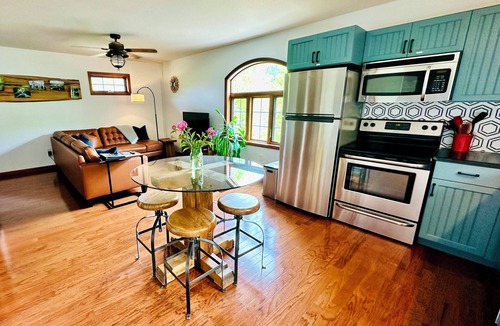 Fairview House | Red Barn Escape: Hot Tub, Fire Pit, Grill - MountainViews Near AVL!