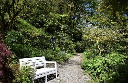 Whitland Cottage | Red Kite
