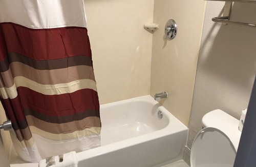 Greenville Hotel | Red Roof Inn Greenville, NC