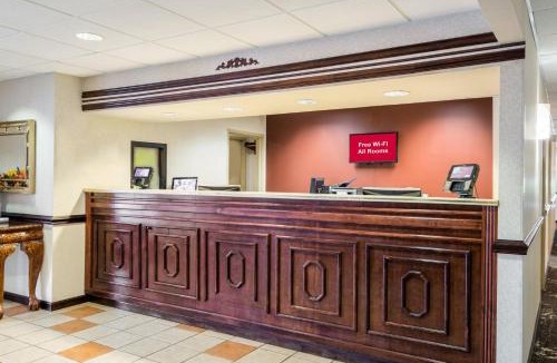 Hendersonville Hotel | Red Roof Inn Hendersonville
