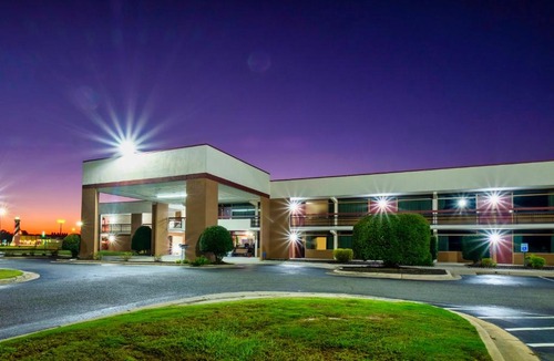 Kenly Hotel | Red Roof Inn Kenly - I-95