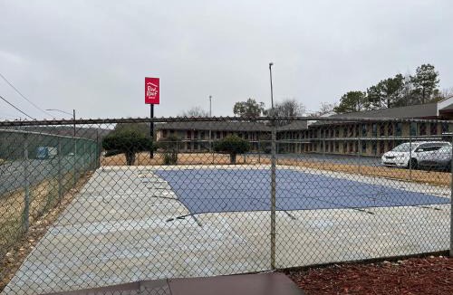 Rockingham Hotel | Red Roof Inn Rockingham