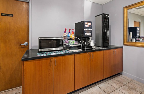 Monroe Hotel | Red Roof Inn & Suites Monroe, NC