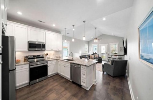 Wilmington Beach House | Red Snapper - amazing new home just two blocks from the beach home
