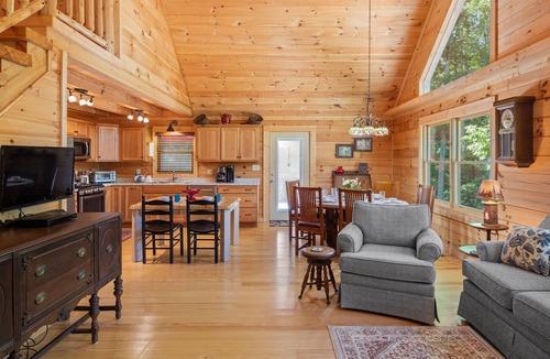 Lake Lure Cabin | Redbird Ridge - Community lake and river access, fire pit, sleeps 8