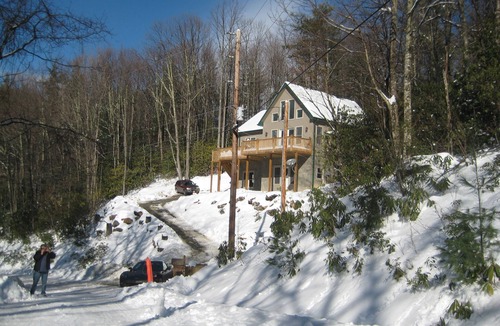Beech Mountain Cabin | Reduced%30+daysBchMTN/2BR/2BthClean/Comfort/sleeps5/Wifi/Cable/2mi2rsrt🧑‍🎄⛷️🦃