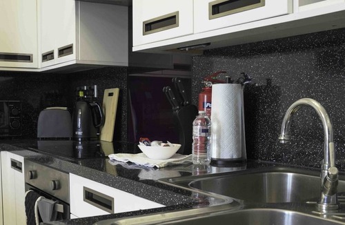 Newton Apartment | Refreshing Modern Apartment in Linlithgow