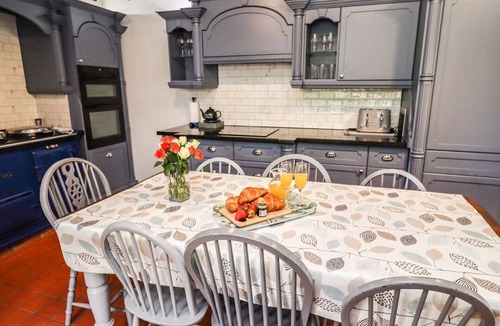 Reighton Cottage | REIGHTON HOUSE, pet friendly, luxury holiday cottage in Filey