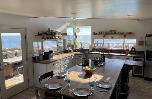 Carteret County House | Relax and Escape! Come enjoy this secluded waterfront property.