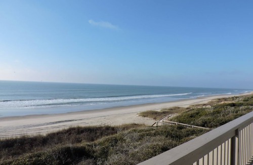 Pine Knoll Shores House | Relax and Recharge at This Spacious 4-Bedroom Beachside Retreat!