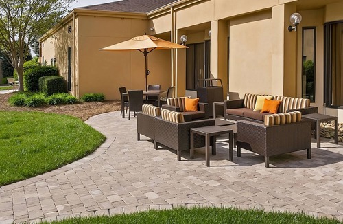University Place Resort | Relax and Unwind! Pet-Friendly Property! Outdoor Pool, Onsite Parking!
