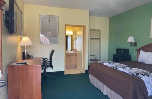 Dilley Hotel | Relax Inn