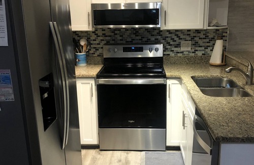 North Carolina Coast Condo | Relax Oceanfront at our 2-bedroom condo in Carolina Beach
