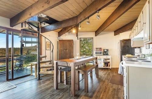 Beech Mountain House | Relaxation with panoramic views everywhere you look! 1 minute drive to Resort.